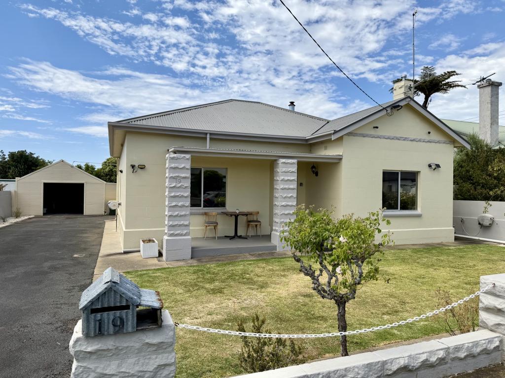 19 Wilson St, Mount Gambier, SA 5290