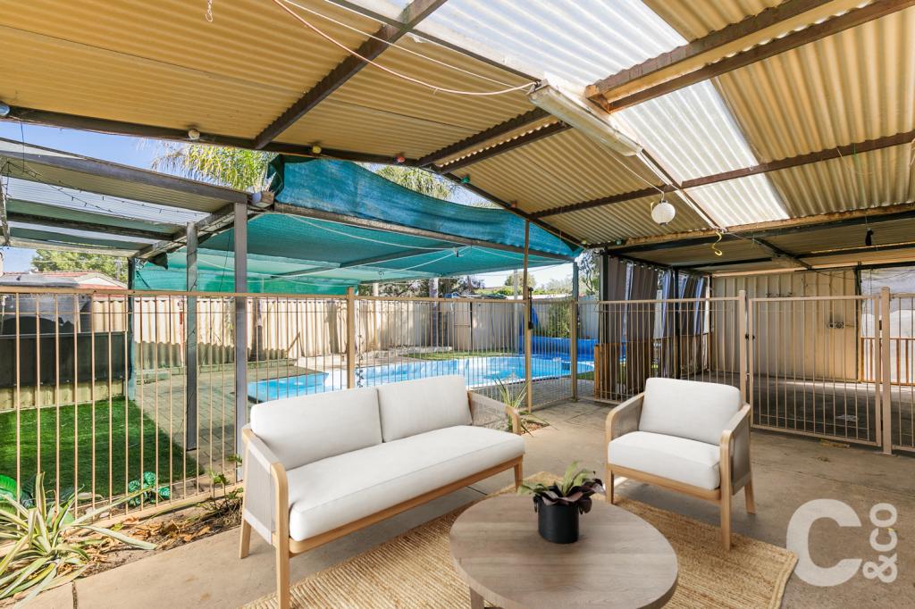 7 Farmer Way, Parmelia, WA 6167