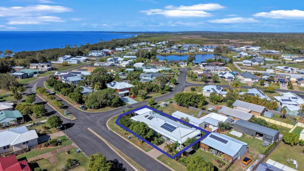 35 Beach Dr, Burrum Heads, QLD 4659