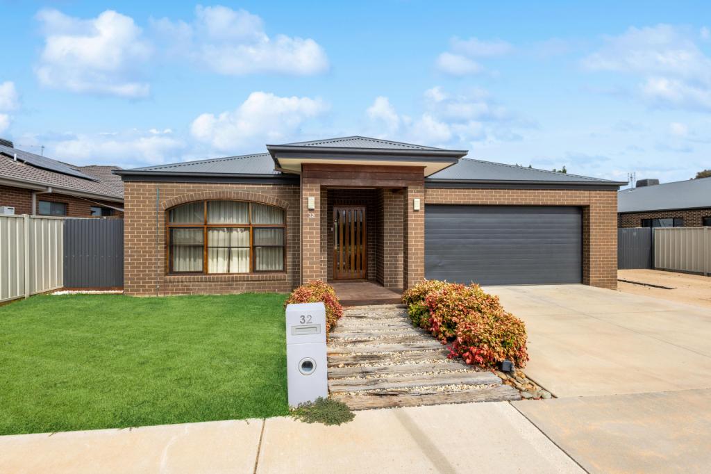 32 Garden Dr, Epsom, VIC 3551
