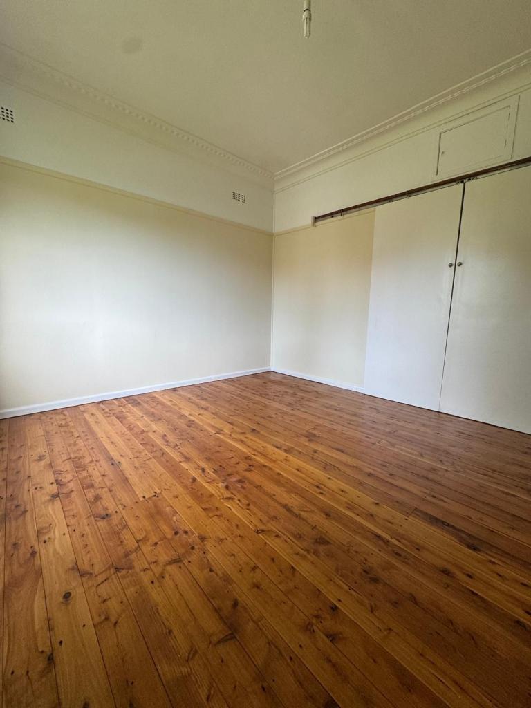 27 Alamein Rd, Revesby Heights, NSW 2212