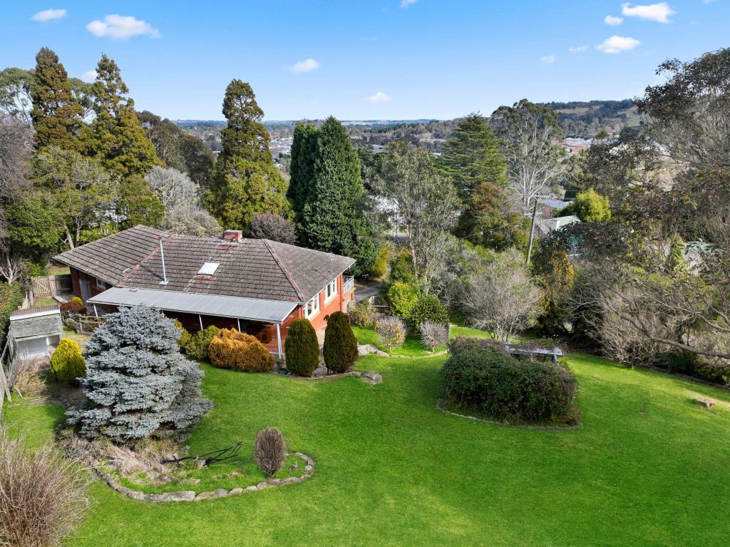 26 Cliff St, Bowral, NSW 2576