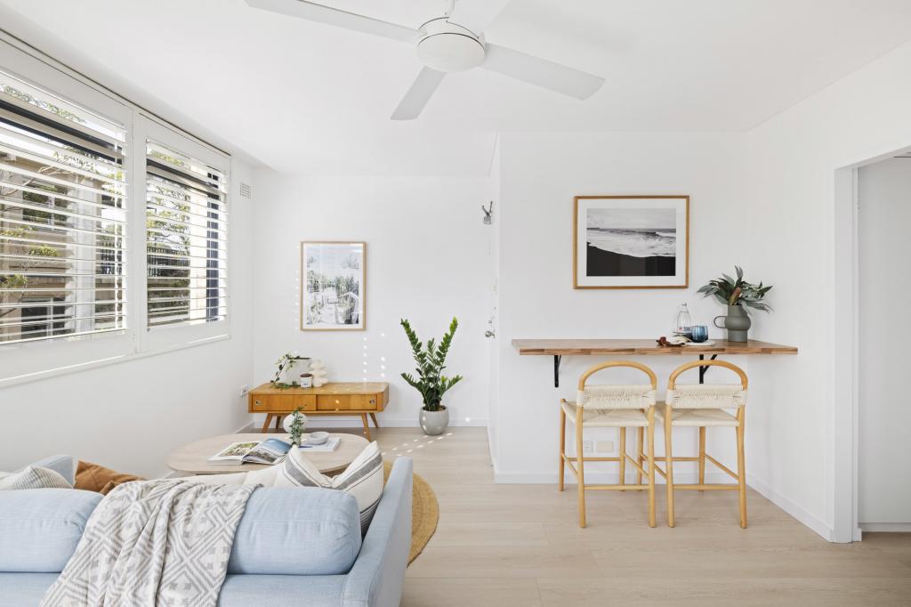 10/19 Wheeler Pde, Dee Why, NSW 2099