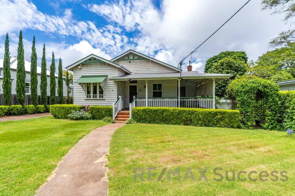 38 Ipswich St, East Toowoomba, QLD 4350