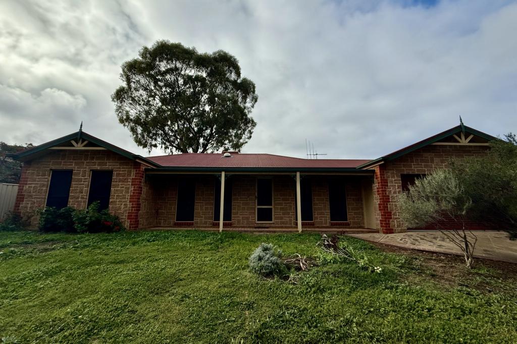 16 Kronk St, Golden Square, VIC 3555