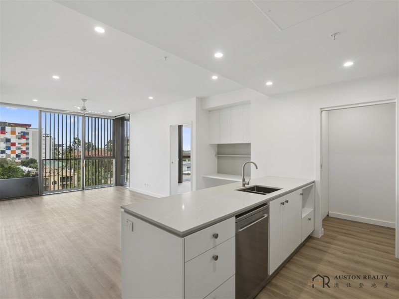 704/15 - 17 Waverley St, Southport, QLD 4215