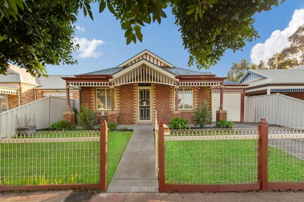3 Mersey Lane, Caroline Springs, VIC 3023
