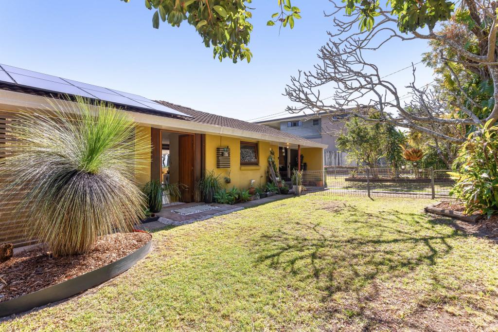 67 Rainbow Cres, Dunwich, QLD 4183