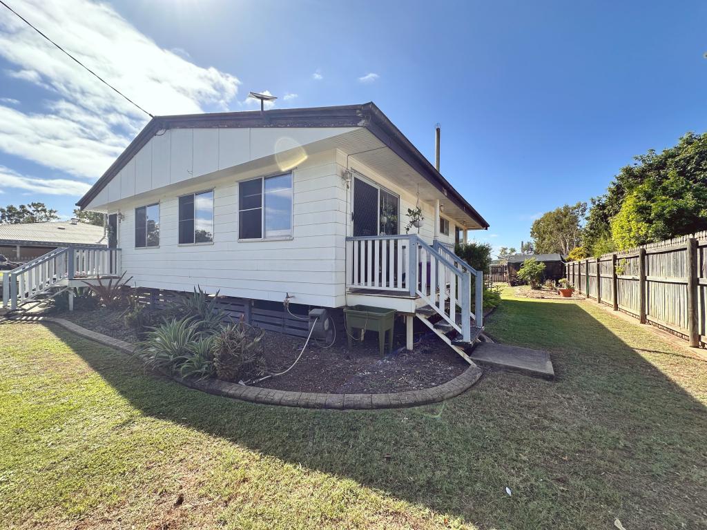 16 Watkins St, Moranbah, QLD 4744