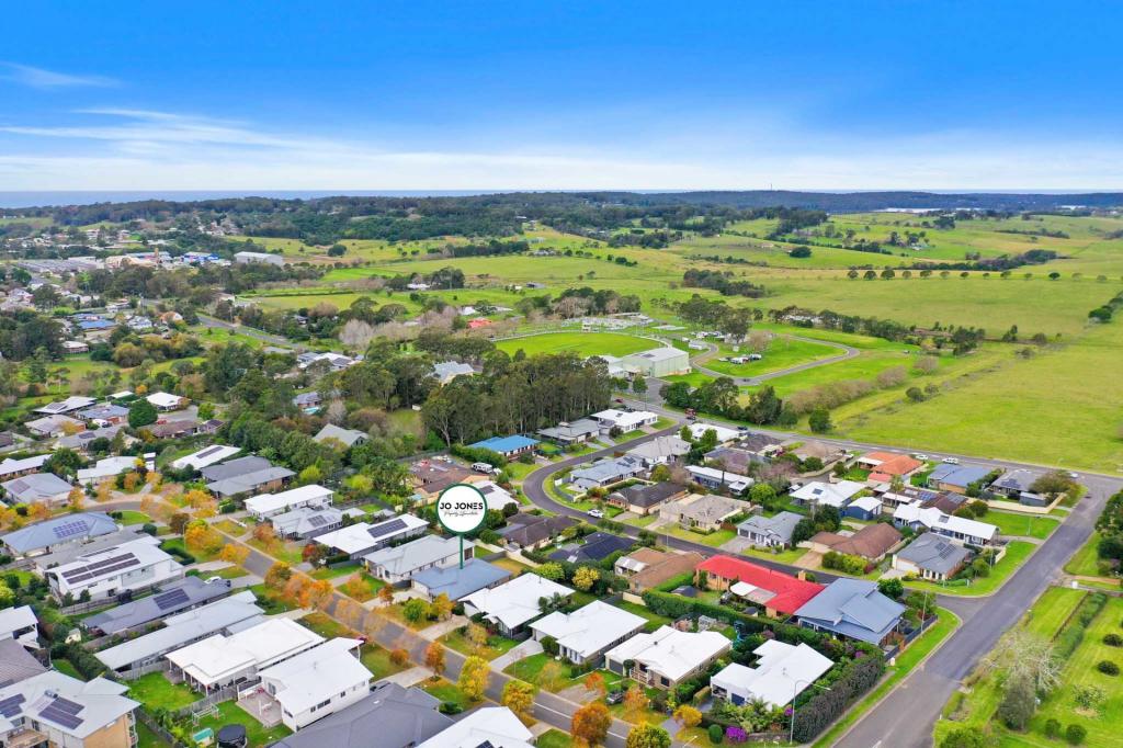 10 Porter Cct, Milton, NSW 2538