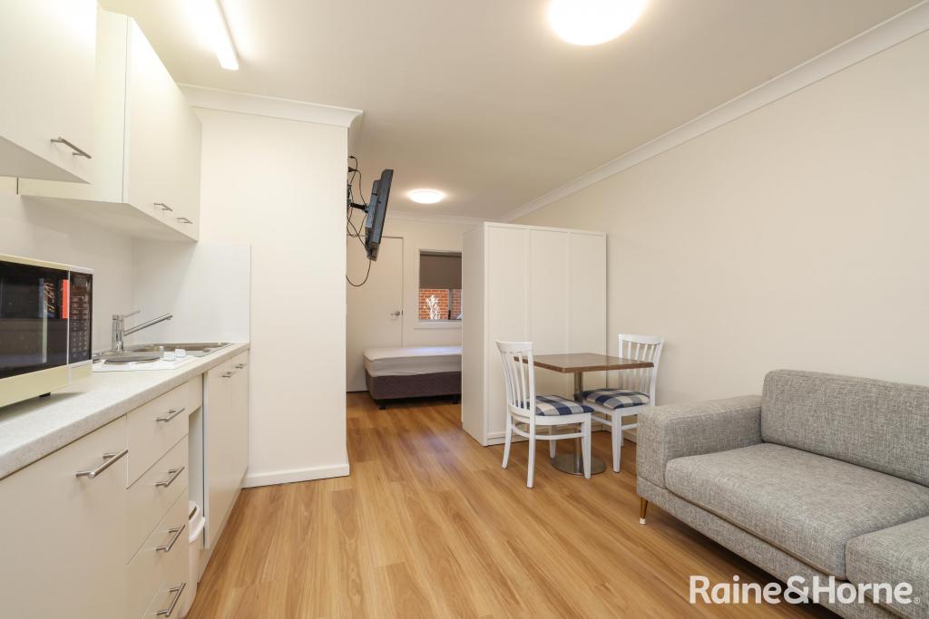 8/197a Browning St, Bathurst, NSW 2795