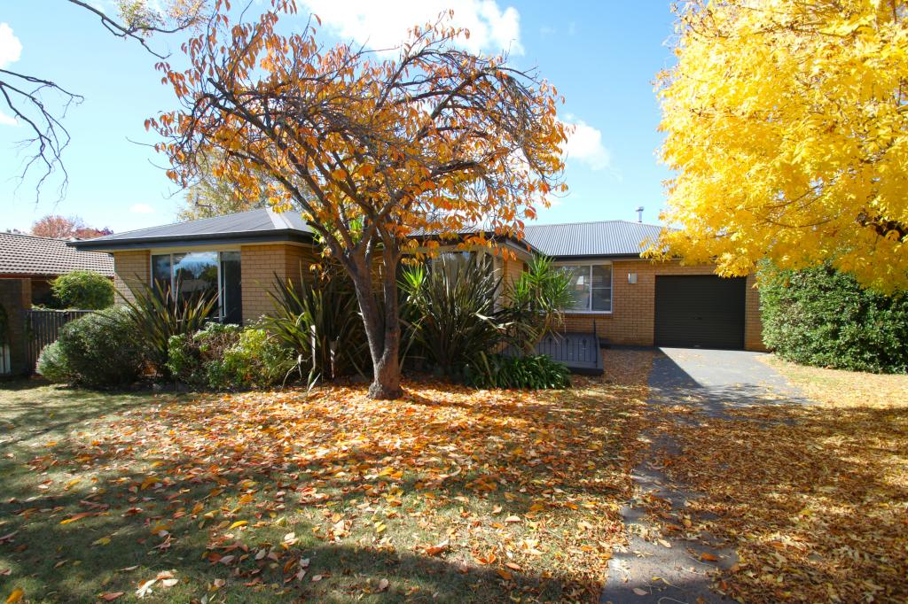 9 Mangowa Cl, Orange, NSW 2800