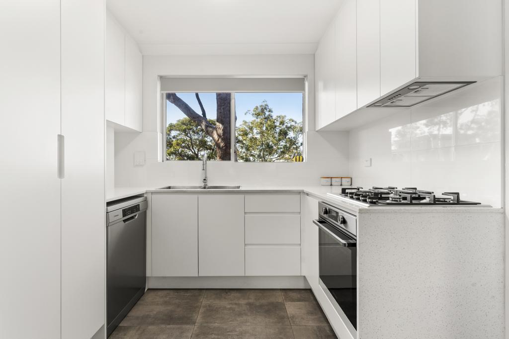 24/38 CHAPMAN ST, GYMEA, NSW 2227