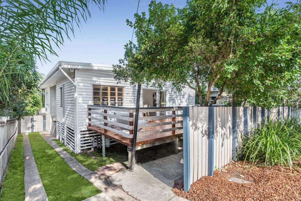 106 Ashby St, Fairfield, QLD 4103