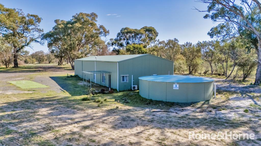 574 Lakes Rd, Barragup, WA 6209