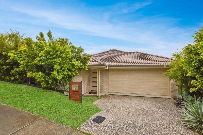 13 Barrington St, Springfield Lakes, QLD 4300