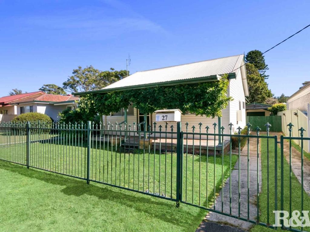 27 Cogra Rd, Woy Woy, NSW 2256