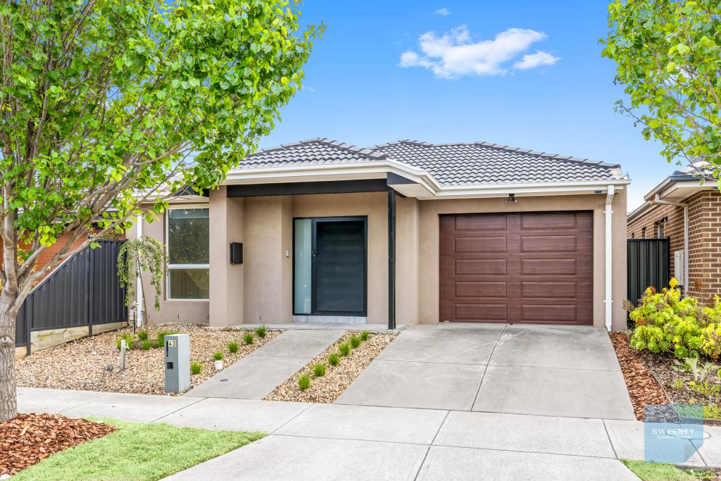43 Legrange Cres, Fraser Rise, VIC 3336
