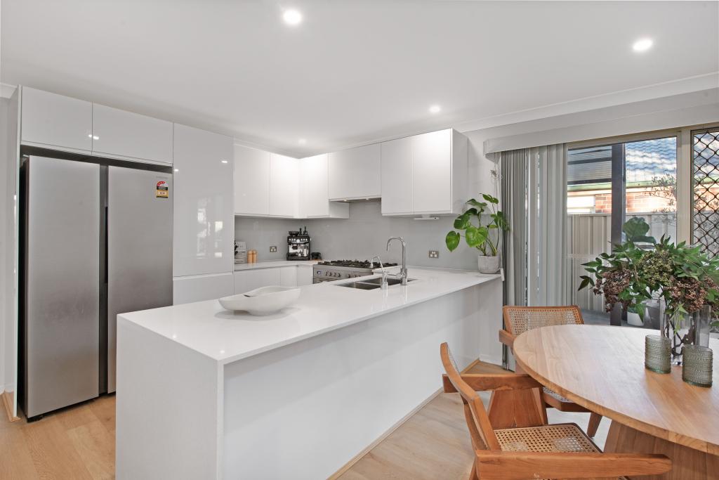 56 Canyon Dr, Stanhope Gardens, NSW 2768