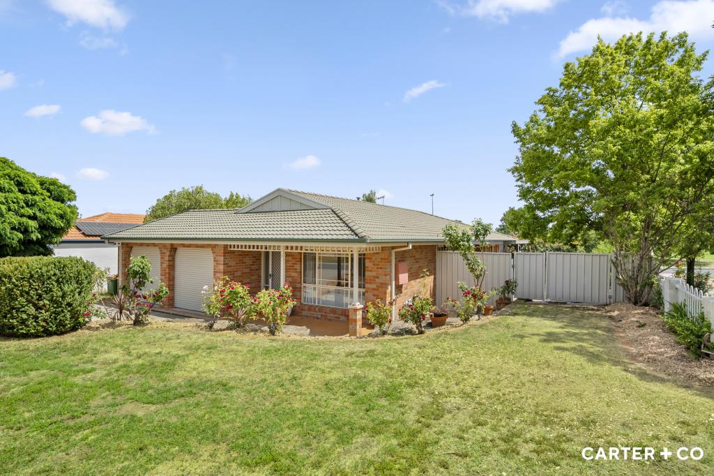 1 Thomas Royal Gdns, Queanbeyan East, NSW 2620