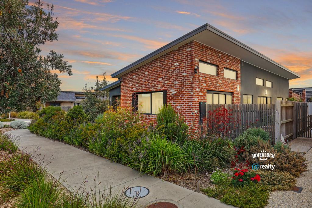 4 Sunlight Bvd, Cape Paterson, VIC 3995