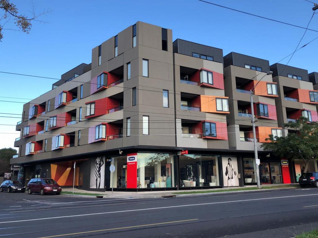 207/55 Collins St, Essendon, VIC 3040
