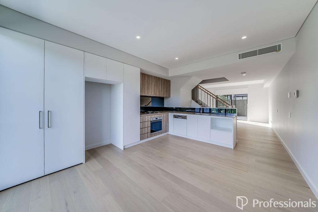 166 Macdonald Rd, Edmondson Park, NSW 2174