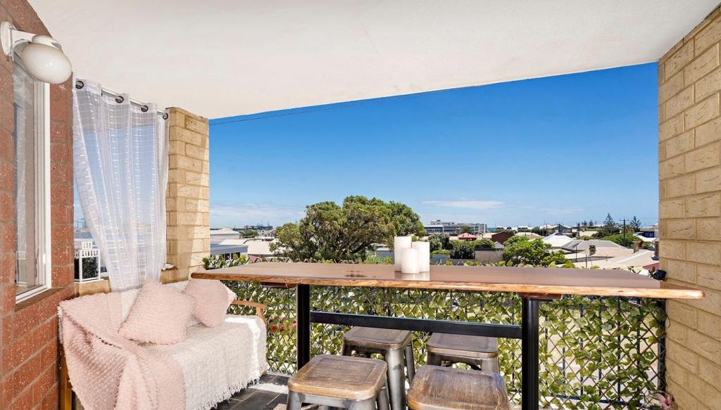 8/3 Sanford St, Geraldton, WA 6530