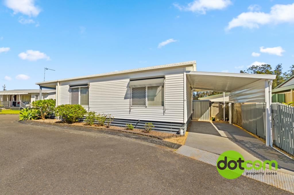 12 Sixth Ave, Green Point, NSW 2251