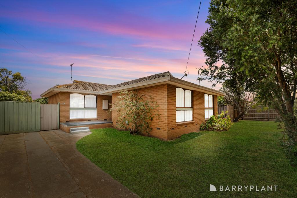 47 Bennett St, Melton South, VIC 3338