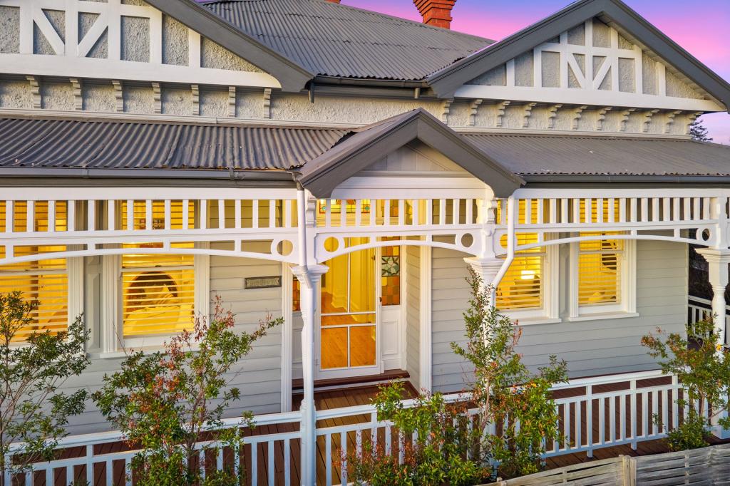 5a Harkness St, Quarry Hill, VIC 3550