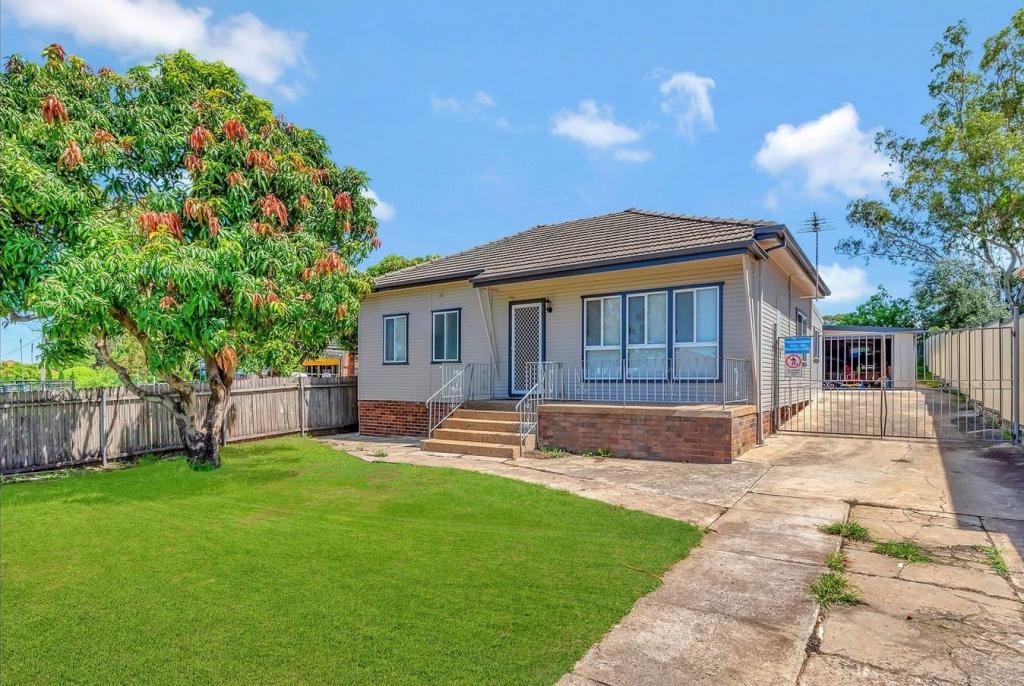 70 Burnett St, Merrylands, NSW 2160