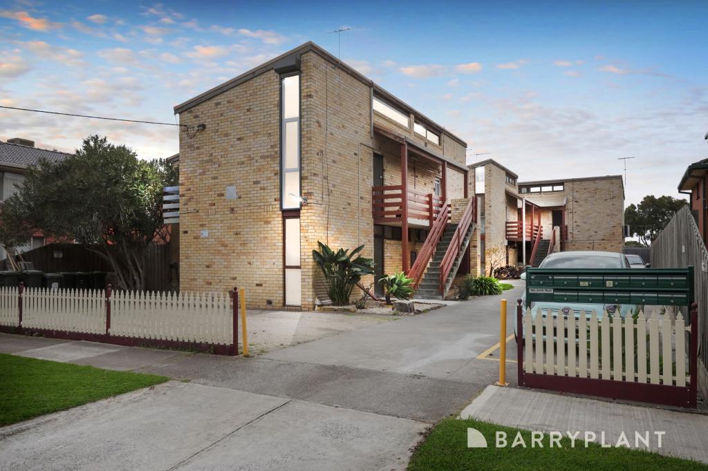 9/10 BURNEWANG ST, ALBION, VIC 3020