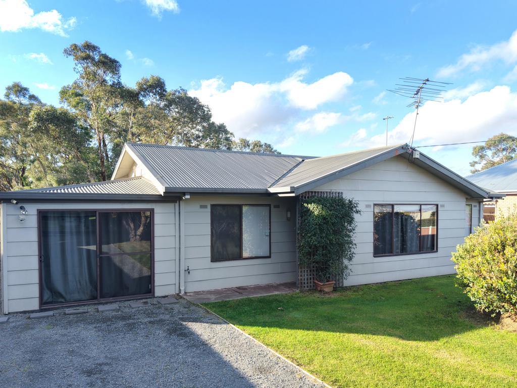 32 Hoyt St, Lindenow, VIC 3865