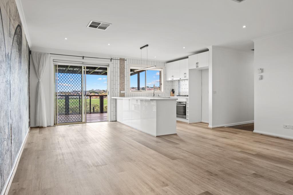 6/31 Rokewood Cres, Meadow Heights, VIC 3048