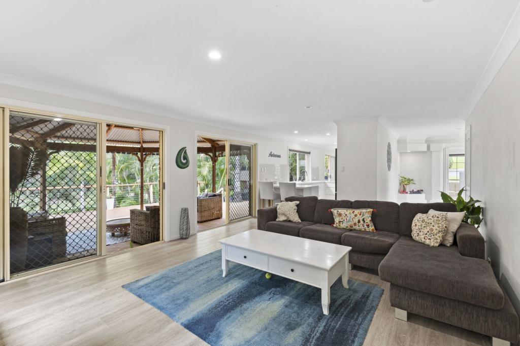 4 Tea Gardens Pl, Robina, QLD 4226