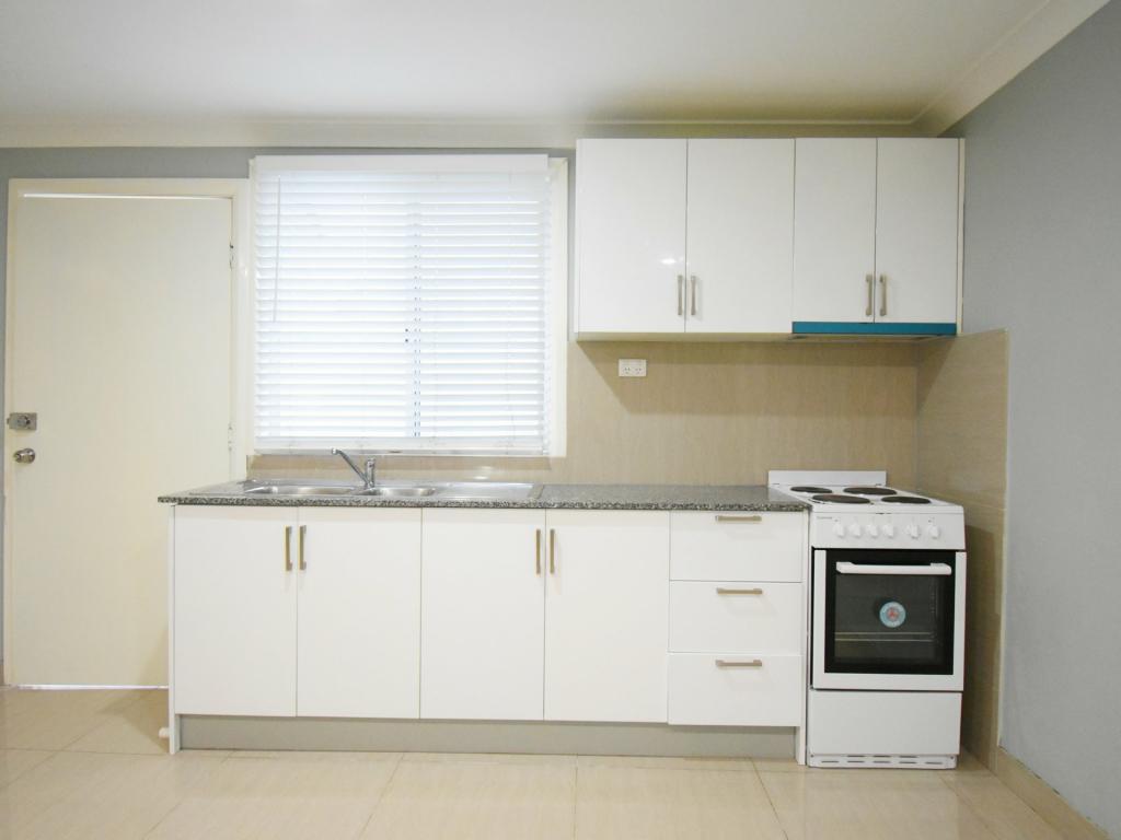 15A ROBERTSON RD, CHESTER HILL, NSW 2162