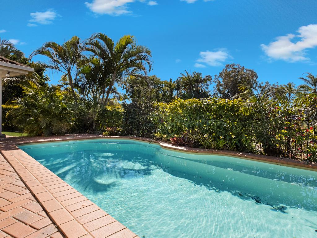 3 Florida Ct, Torquay, QLD 4655