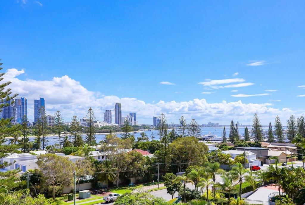 2055/1 Lennie Ave, Main Beach, QLD 4217