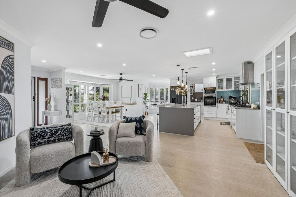 2 Lyrebird St, Calamvale, QLD 4116