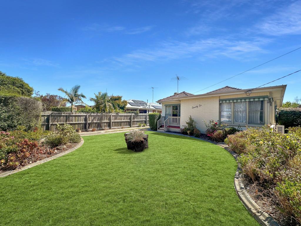 76 Sladen St, Hamlyn Heights, VIC 3215