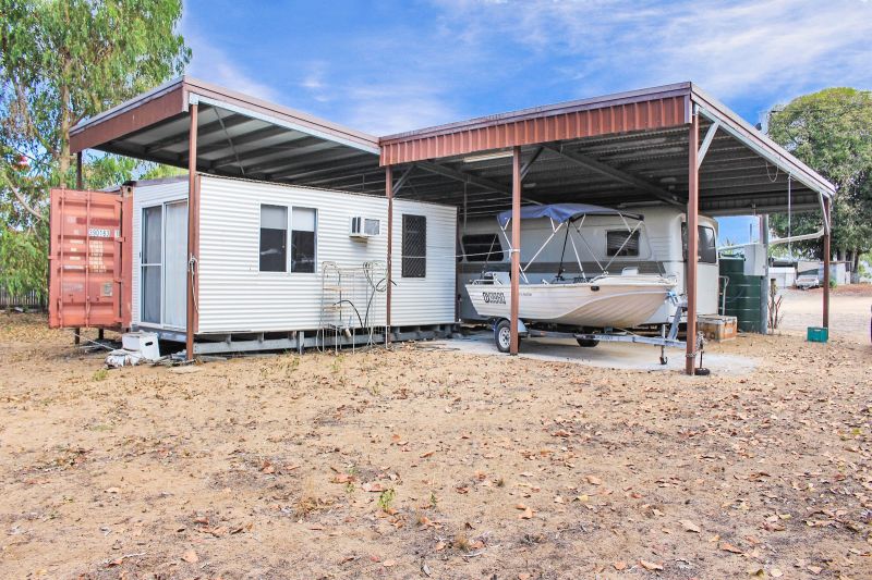 4 Cole Pl, Nome, QLD 4816