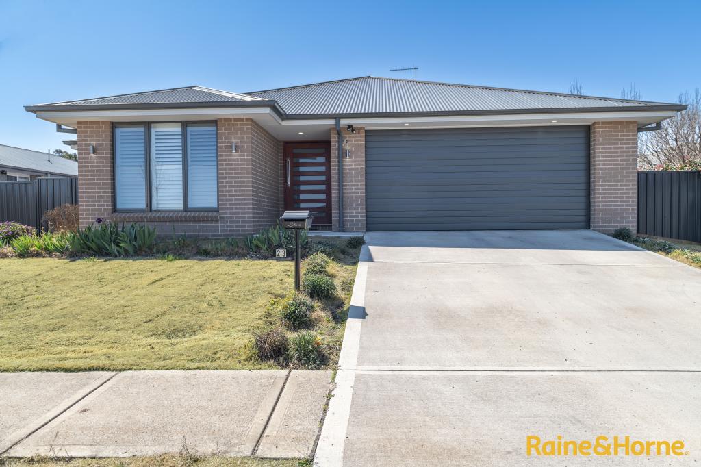 23 Holmfield Dr, Armidale, NSW 2350