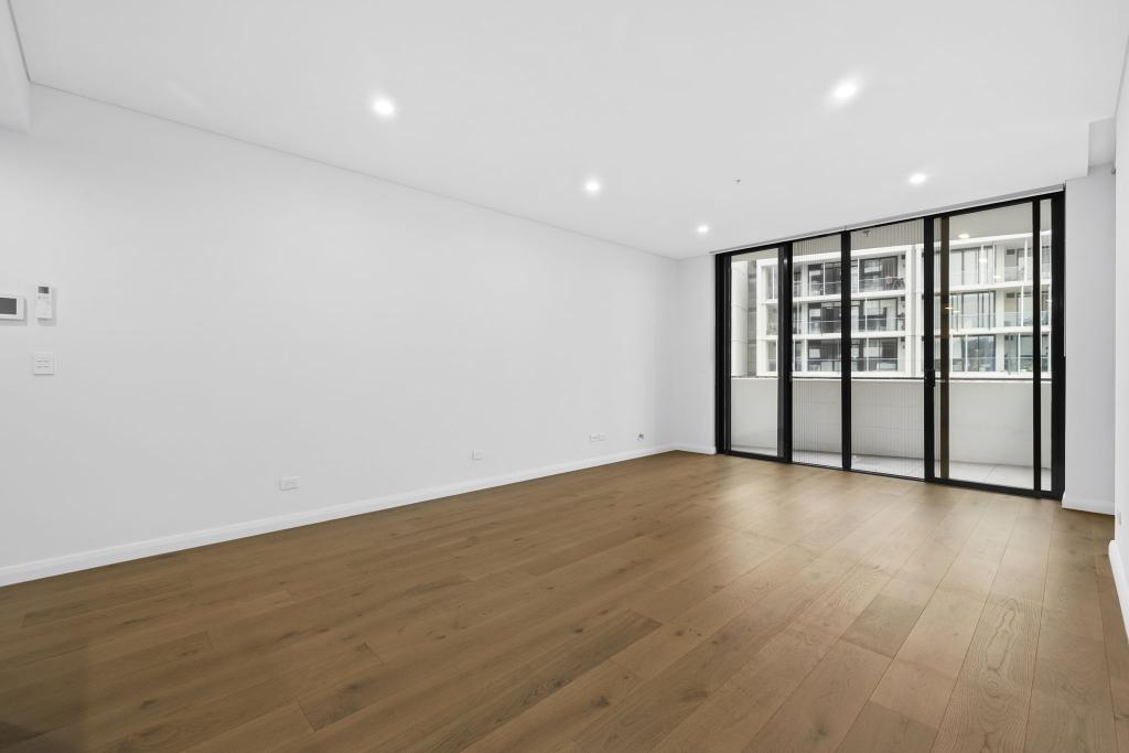 302/32 Civic Way, Rouse Hill, NSW 2155