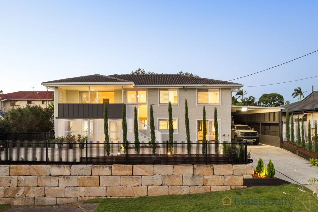 22 Deniven St, Corinda, QLD 4075