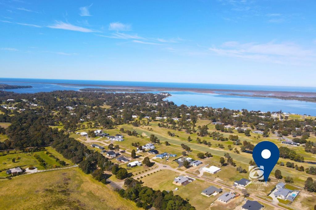 13 Kempton Gr, Metung, VIC 3904