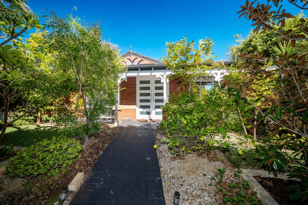 4 Trephina Mews, Clarkson, WA 6030