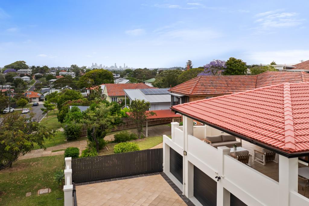 21 Hubbard St, Wavell Heights, QLD 4012