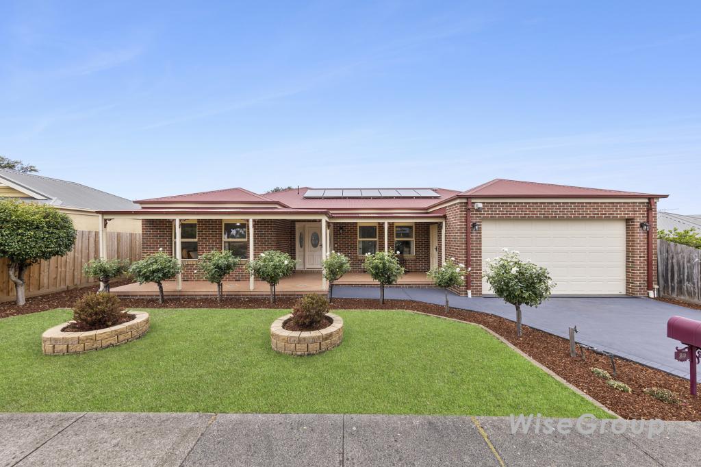 29 Fairholme Bvd, Berwick, VIC 3806