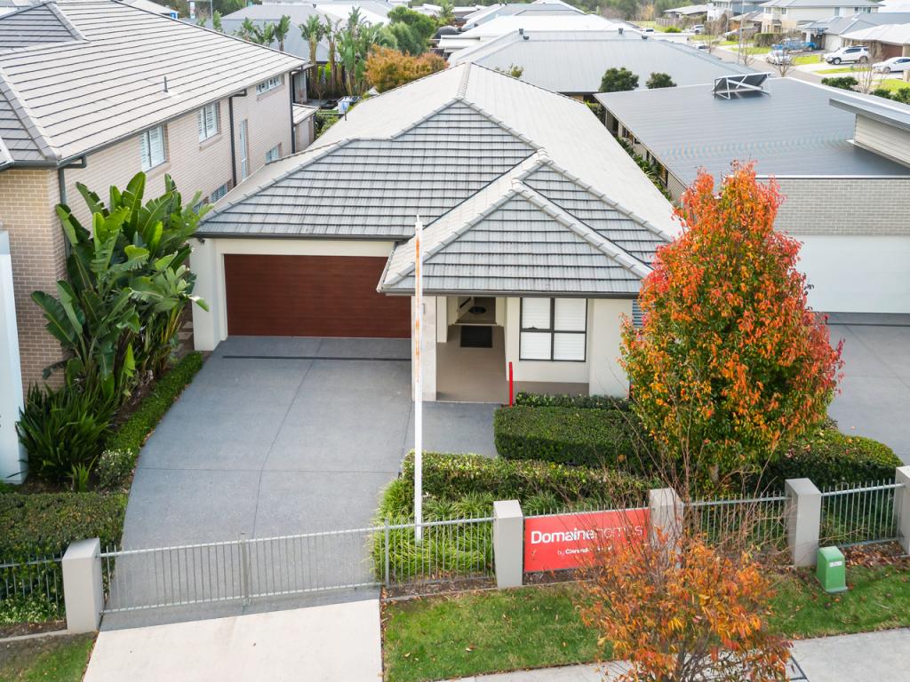 21 Brushgrove Cct, Calderwood, NSW 2527